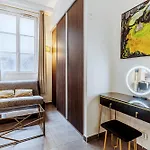 Spacious Loft Near Luxembourg Garden