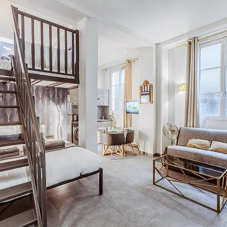 Spacious Loft Near Luxembourg Garden * Parigi