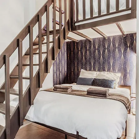 Spacious Loft Near Luxembourg Garden * Parigi